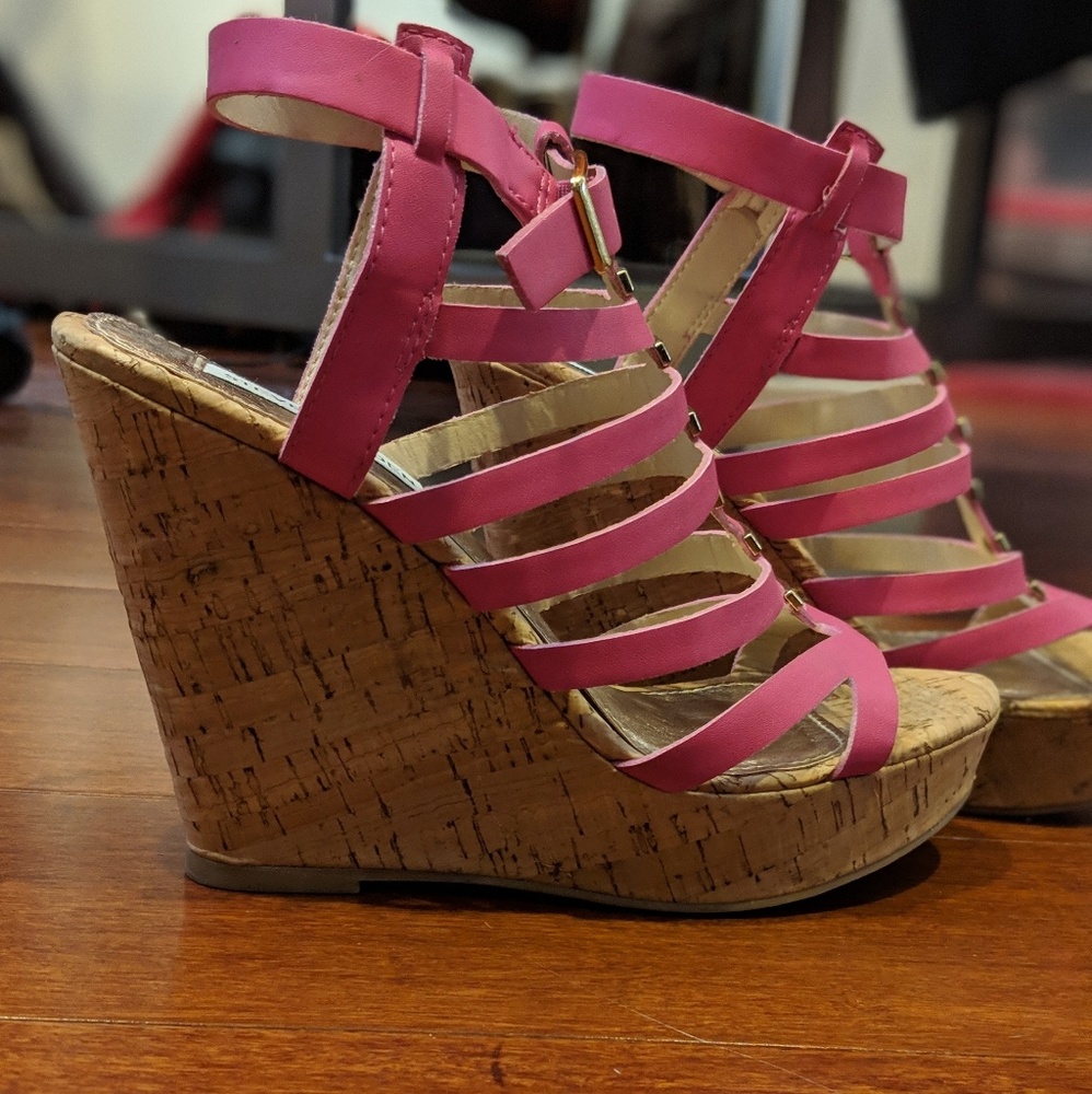 Steve Madden Wedges